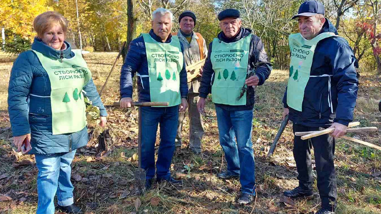 На Зажур-горі виросте новий дубовий гай